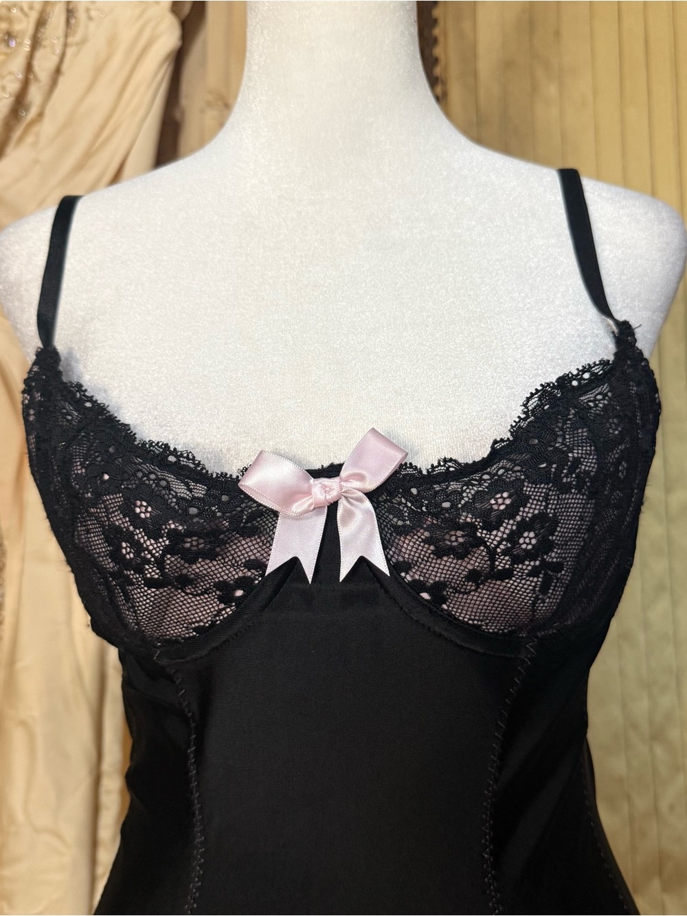 Y2K Victoria's Secret Black Chemise with Pink Bow Accents - Picture 3 of 5
